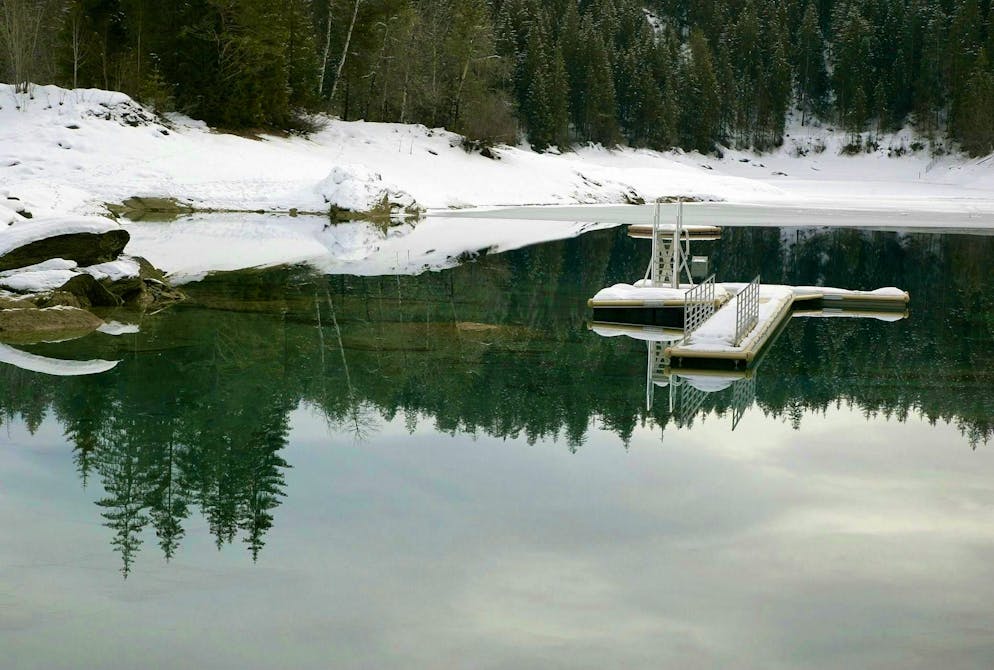 Lake Cauma in Flims is a magnet for visitors in winter.