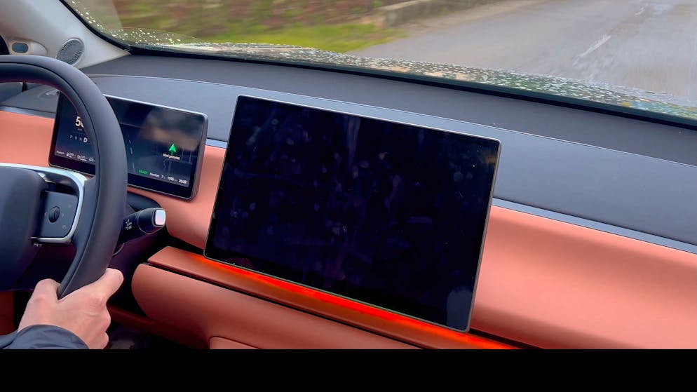 Das Infotainment hatte besonders vor dem Update noch Schwächen.