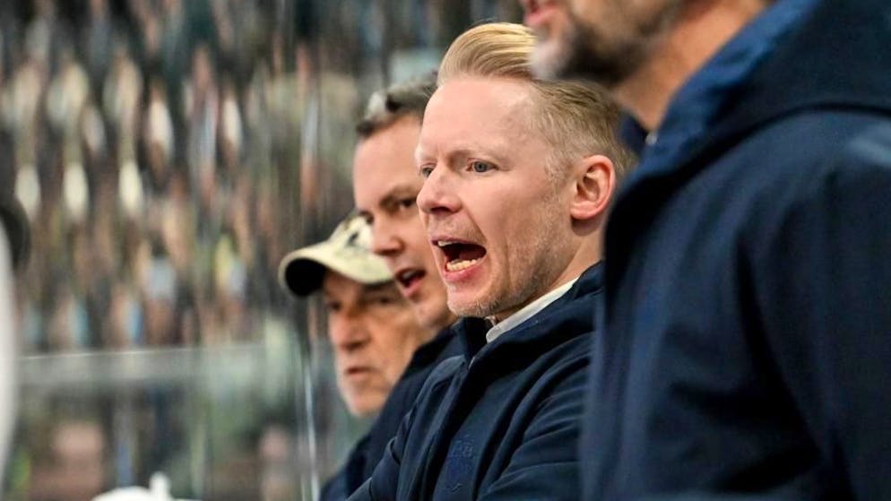 National League. EV Zug can't find its way out of the crisis in the championship either