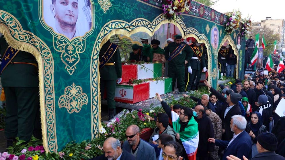 Iran. «Irruzione dei pasdaran nelle case delle famiglie dei manifestanti morti»