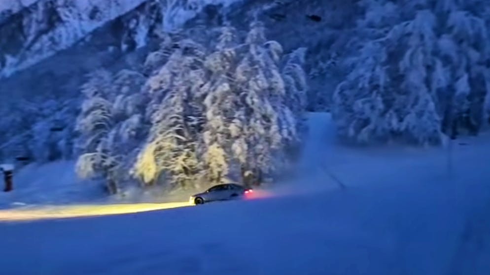 Un bolide a dévalé une piste de ski aux Houches dimanche dernier.