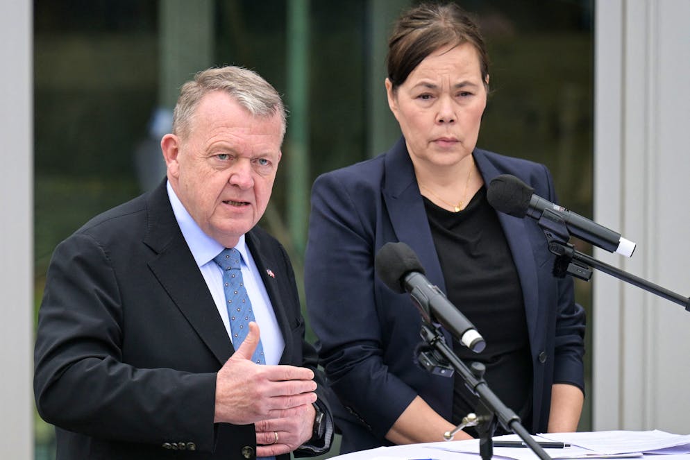 Der dänische Aussenminister Lars Lökke Rasmussen und die grönländische Aussenministerin Vivian Motzfeldt während einer Pressekonferenz in der dänischen Botschaft in Washington, DC, am 14. Januar 2026 im Anschluss an das Krisengespräch mit der US-Regierung.