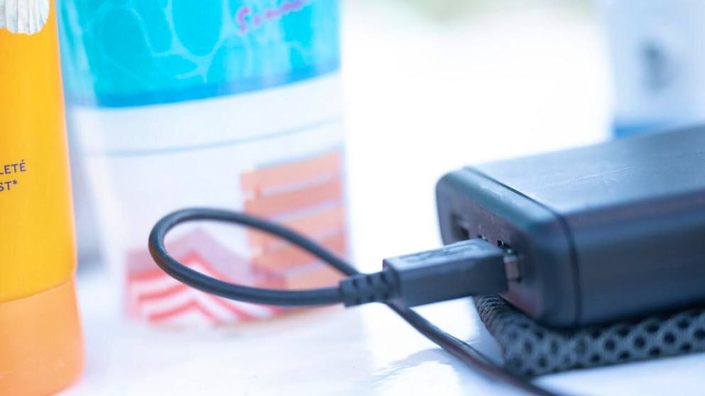 Swiss e Edelweiss limitano i powerbank sui loro voli: possono causare incendi.  (immagine d'illustrazione)