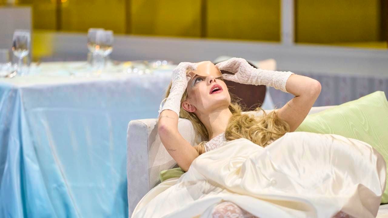 Vermischtes. Theater Basel mit «Glasmenagerie» am Berliner Theatertreffen