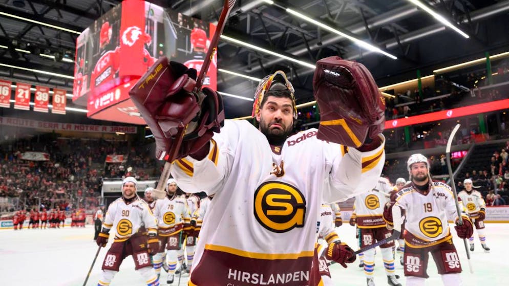 Servette mit Goalie Stéphane Charlin ist im Moment fast nicht zu stoppen - gegen Lausanne resultiert mit 3:0 der siebente Sieg in Serie