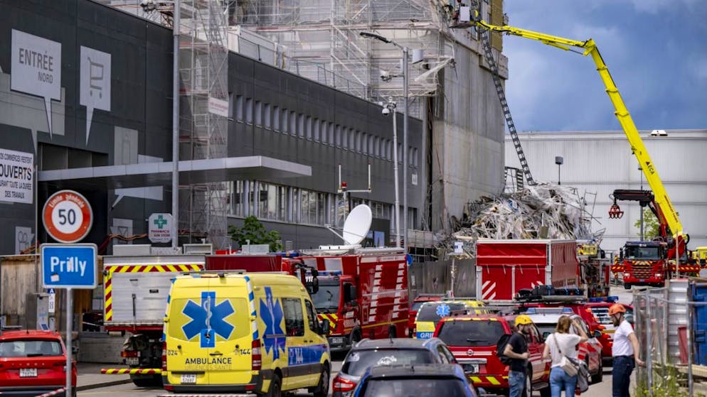 Canton Vaud. Riscontrate gravi lacune nel crollo del ponteggio a Prilly