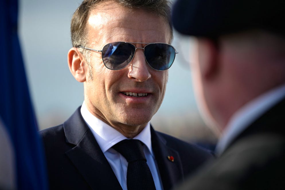 Le président français Emmanuel Macron après son discours aux forces armées, le 15 janvier 2026. "Ces 36 milliards d'euros supplémentaires doivent permettre de «préserver la crédibilité opérationnelle de nos armées et faire face, si nous devions y être confrontés, à un engagement majeur d'ici 3 à 4 ans"