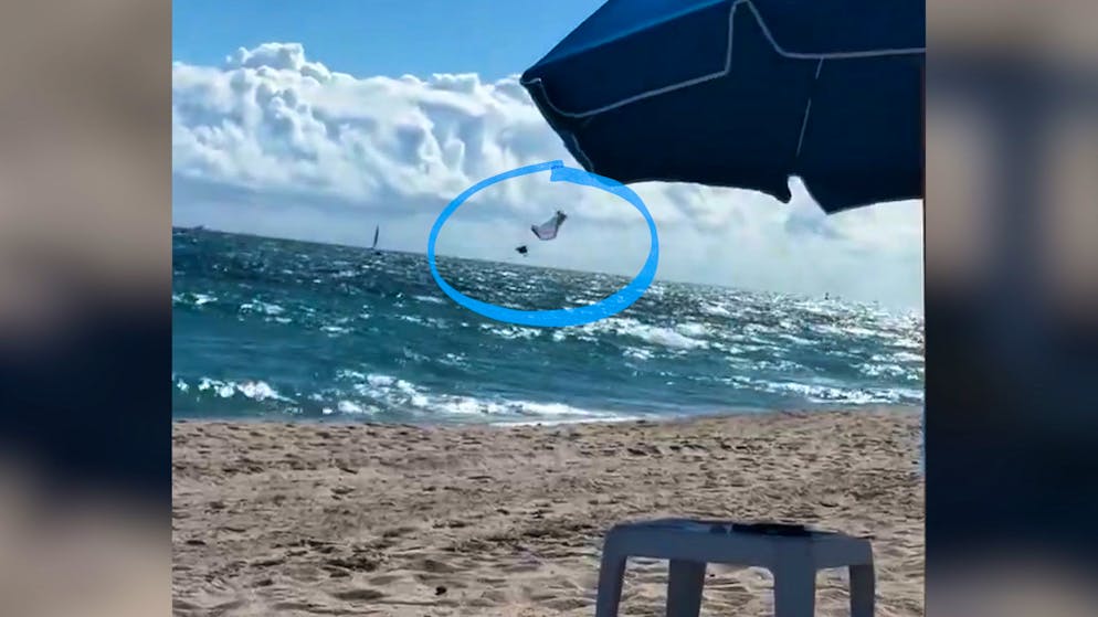 «Es ist ein Wunder». Paraglider stürzt 150 Meter ins Meer – und überlebt