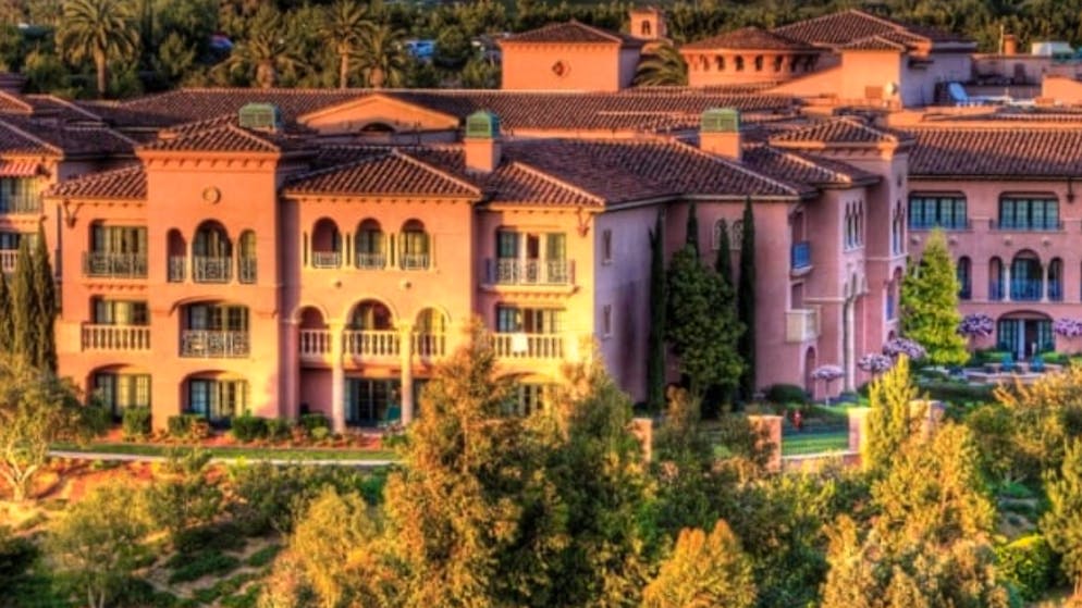 San Diego as a base camp. The national team stays in this luxury hotel during the World Cup