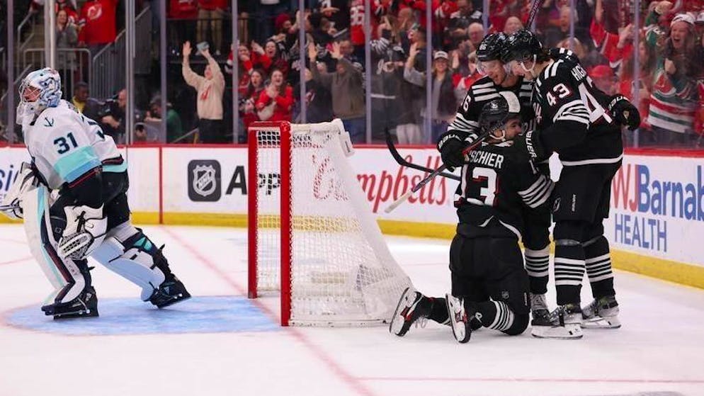 NHL. Doppietta di Nico Hischier