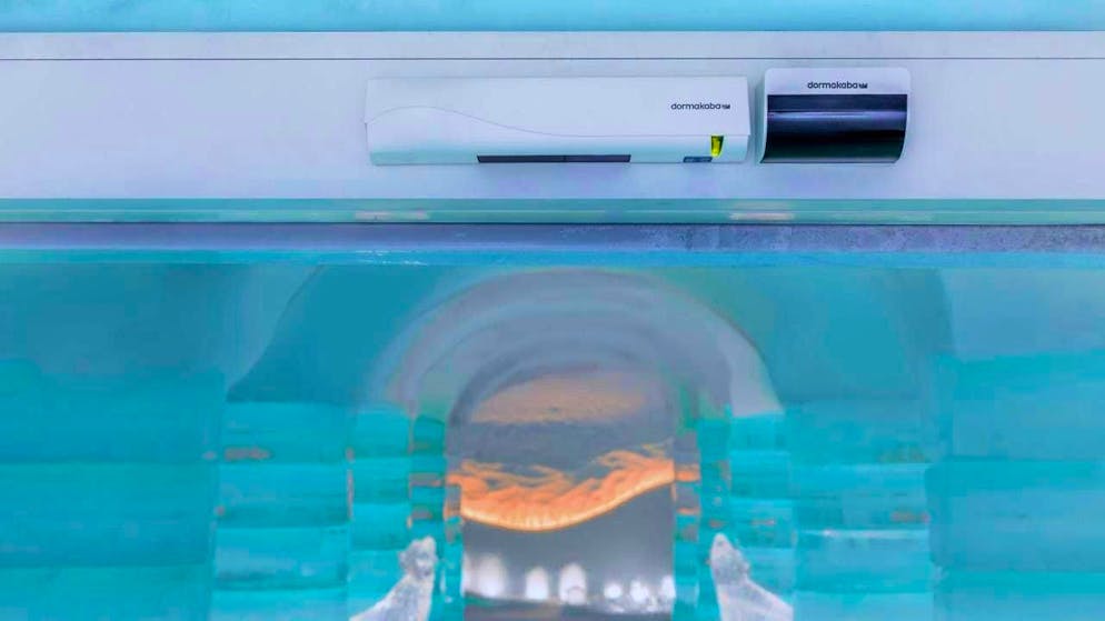 Dormakaba tests sliding door at minus 20 degrees - Gallery. The sensor from Dormakaba can detect whether people actually want to go through the door or are just standing in front of it. (Image: Dormakaba)