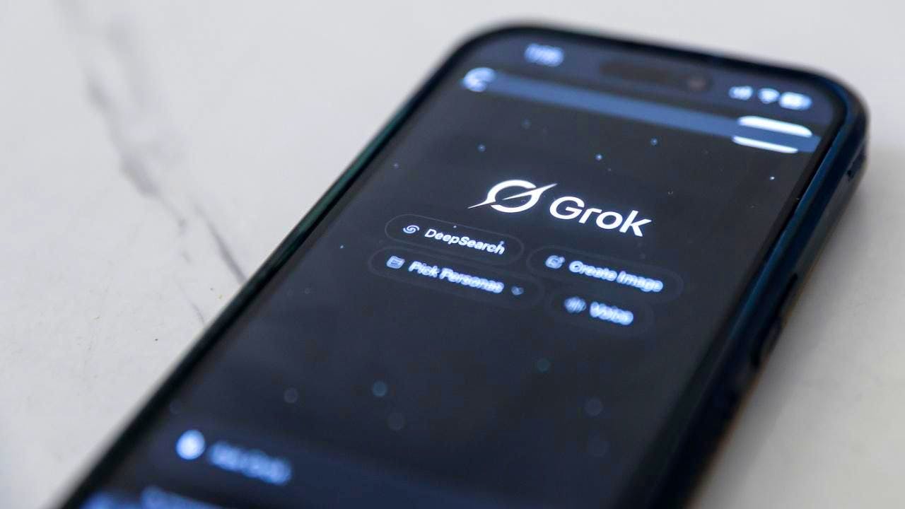 Künstliche Intelligenz. Schranken für anzügliche KI-Bilder bei Musk-Chatbot Grok