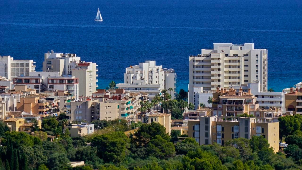 Tourismus. Schweiz bleibt reiselustig – Tui blickt optimistisch auf den Sommer