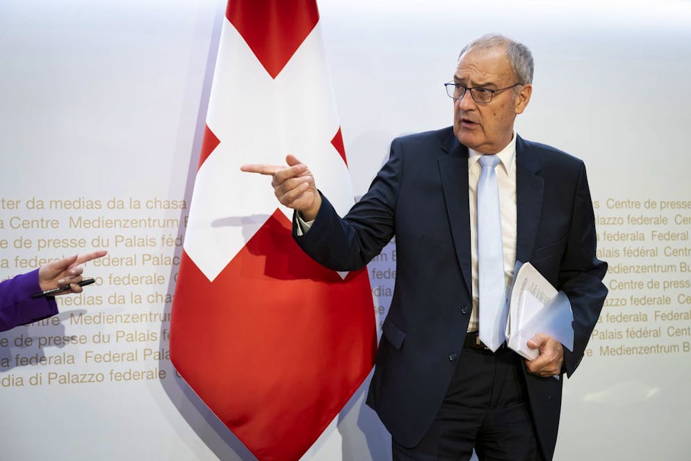 Guy Parmelin sera accompagné de la ministre du ministre des affaires étrangères Ignazio Cassis, de la ministre des finances Karin Keller-Sutter et du ministre de la défense Martin Pfister lors du forum qui se tient du 19 au 23 janvier.