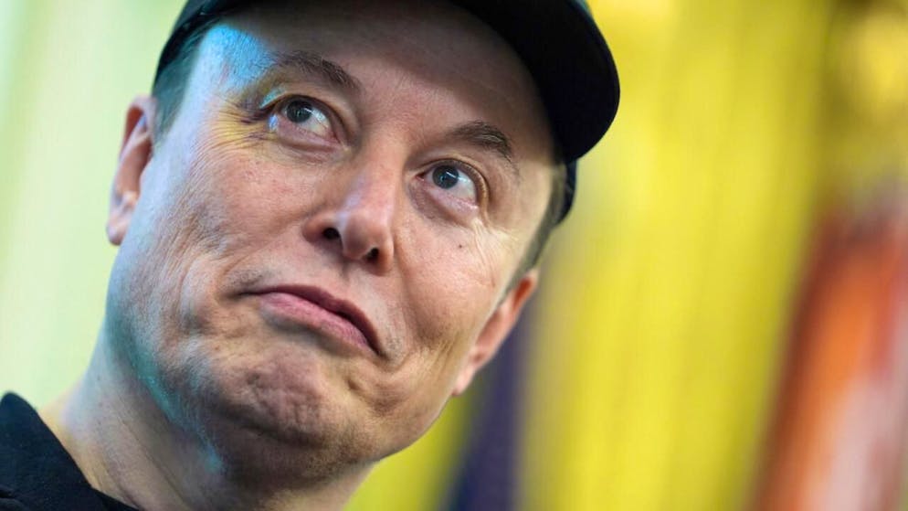 Elon Musk è il fondatore di xAI, azienda a cui la madre di uno die suoi figli ha fatto causa.