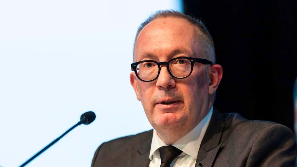 Dopo la tragedia. Inferno di Crans-Montana: il sindaco Féraud lascia il Comitato dei Mondiali di sci 2027