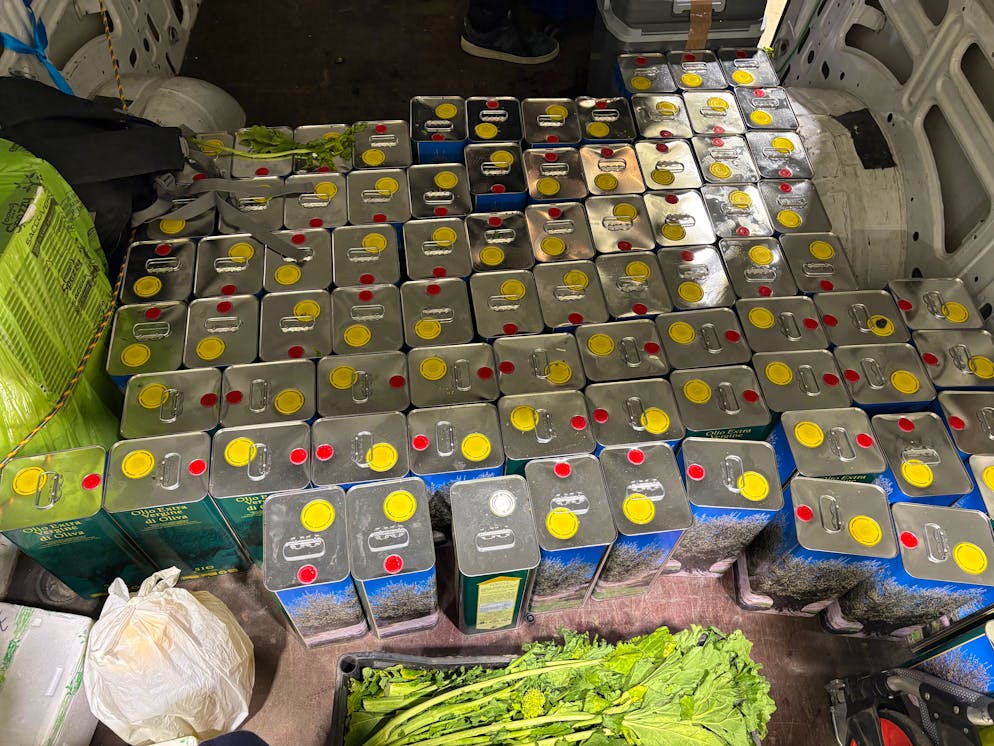 Ecco i 220 litri d'olio non dichiarati