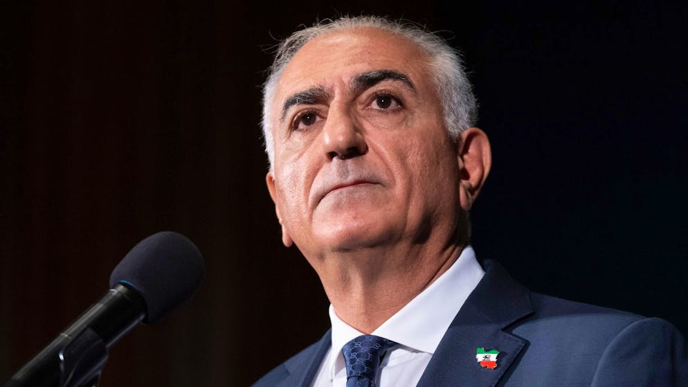 Iran. La morsa americana si stringe su Teheran. Pahlavi: «La Repubblica islamica cadrà»