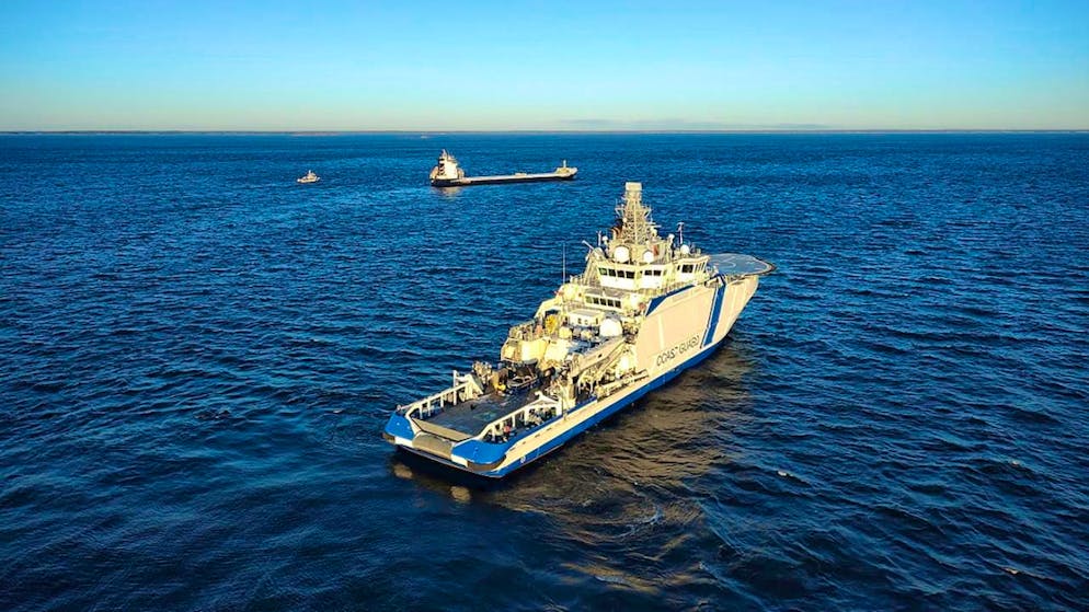 La polizia è impegnata nel Baltico contro la flotta ombra russa. Nell'immagine la guardia costiera finlandese.