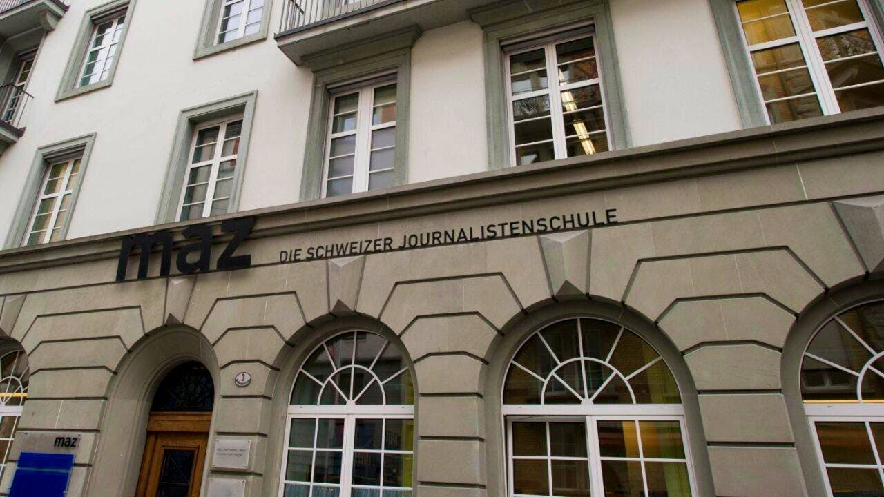Medien. Journalismusschule MAZ kündigt Stellenreduktion an