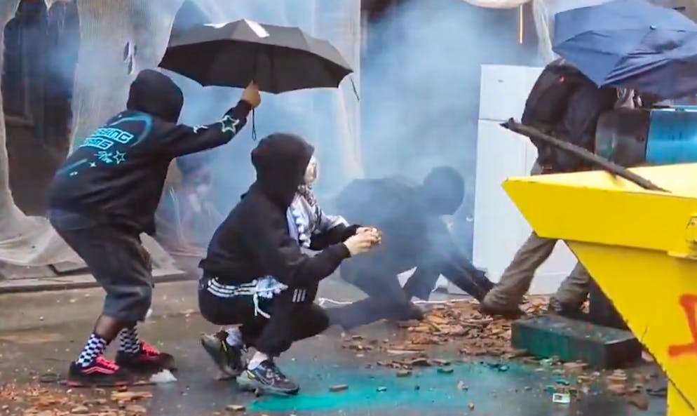 In Bern werden auch diese Woche Ausschreitungen erwartet. 