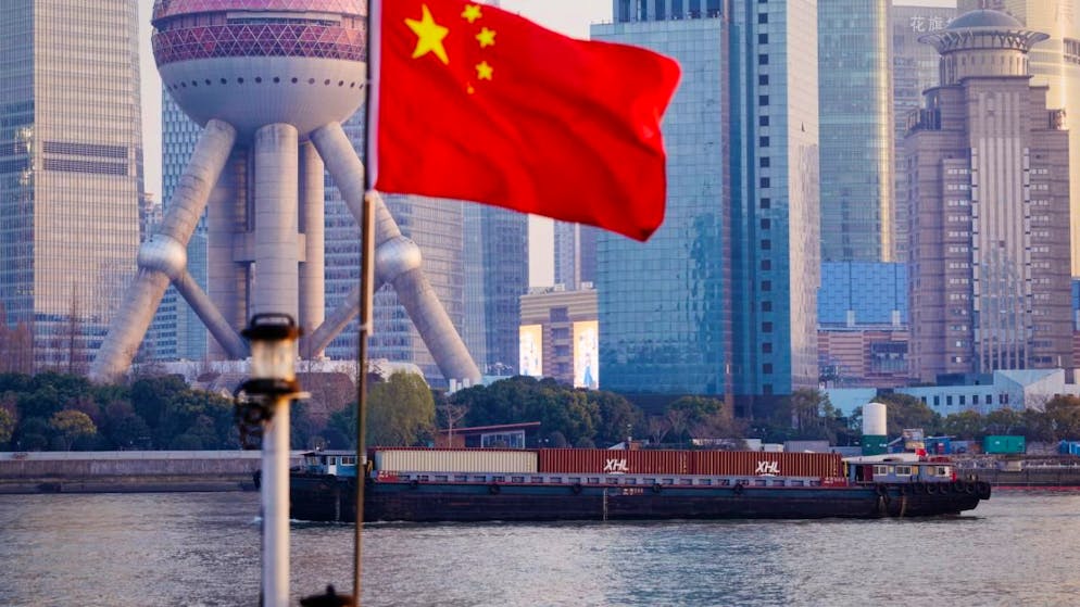 Les économistes sondés par l'AFP anticipent une progression du PIB chinois de 4,9% pour 2005, la plus faible performance depuis 1990, lorsque la Chine était frappée par des sanctions occidentales après la répression des manifestations de la place Tiananmen (archives).