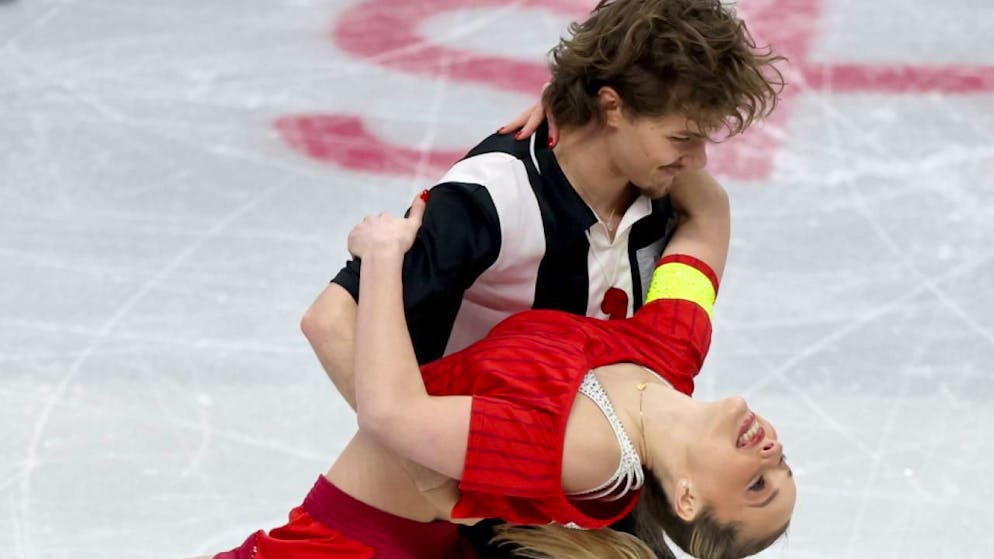 European Figure Skating Championships. Gina Zehnder and Beda Leon Sieber narrowly miss out on the ice dancing final