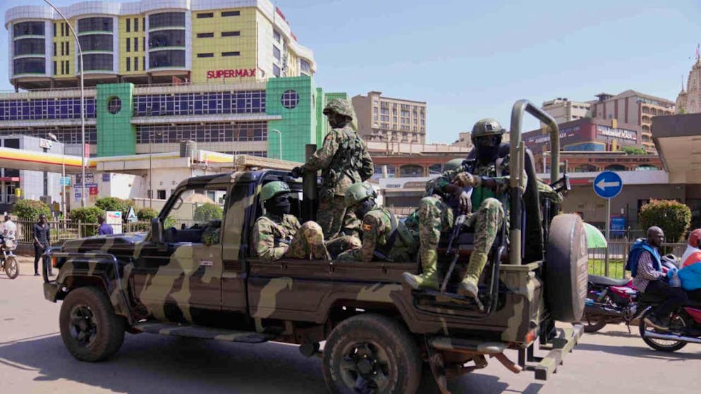 Africa. Elezioni in Uganda, 10 morti nell'assalto alla casa di un parlamentare