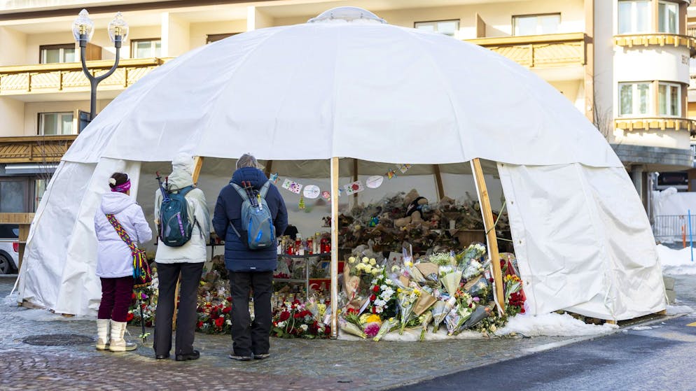 Tragödie in Crans-Montana VS. Kellnerin wollte Bar-Betreiber offenbar wegen Ausbeutung verklagen