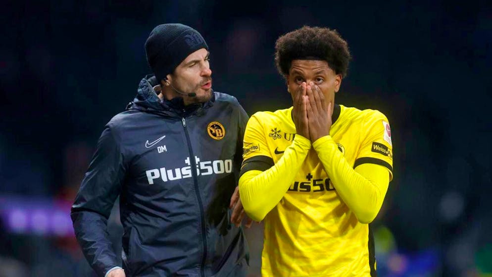 YB defender Olivier Mambwa received a red card shortly before the break