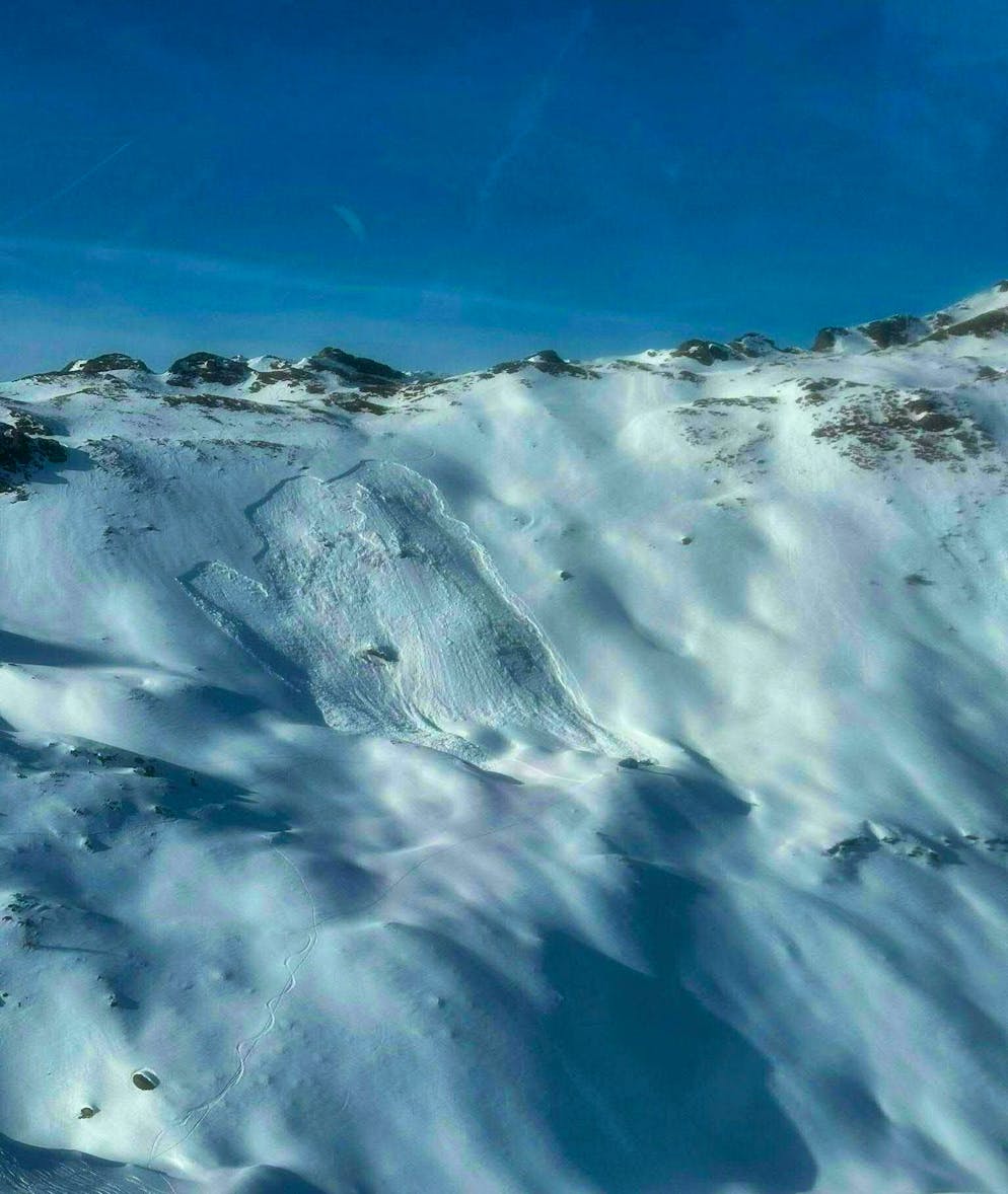 Five dead in two avalanches in Austria - Gallery. After the recent snowfall, the avalanche situation is very critical.