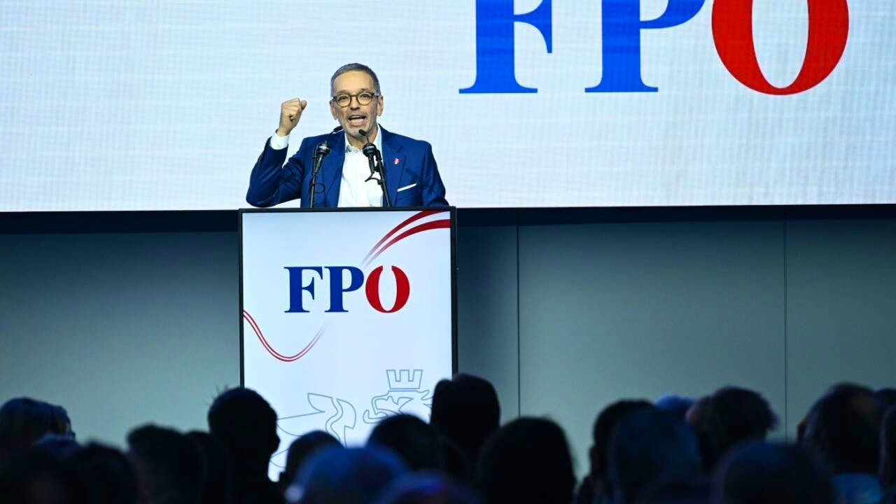 Politik. FPÖ in Österreich bekräftigt Machtanspruch