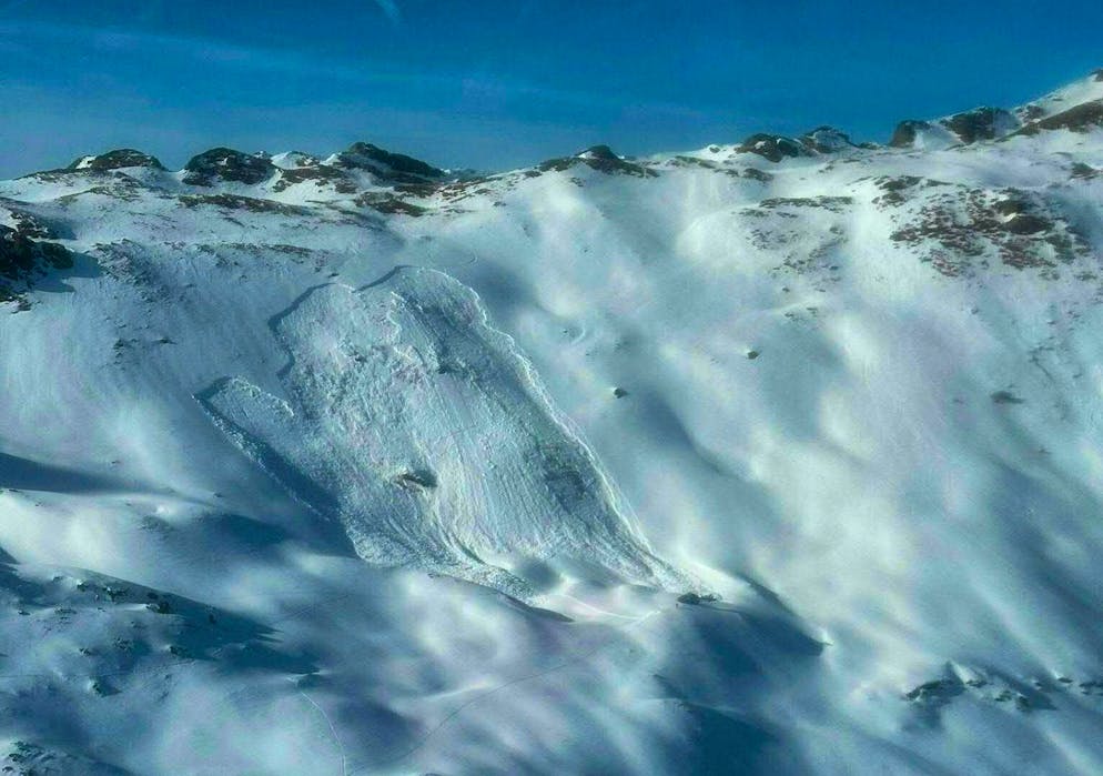 Otto morti in valanga in Austria: i soccorritori scuotono la testa - Gallery. Anche nella zona di Bad Hofgastein si è verificata una valanga: una donna è morta tra le masse di neve.