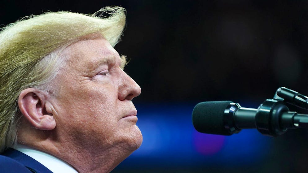 Leave or stay?. Greenlanders consider contingency plans after Trump threats