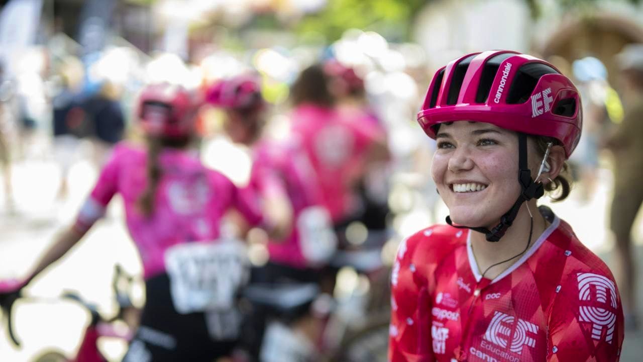 Rad. Noemi Rüegg nach zwei Etappen auf Rang 3