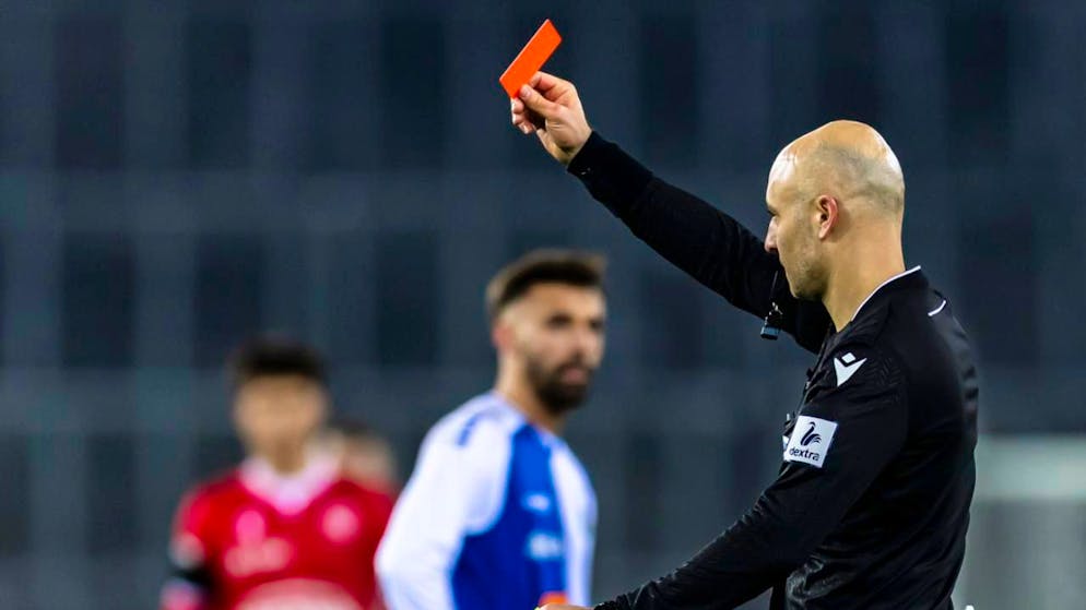 Thun ist nicht zu bremsen, Basel nur mit Remis - Gallery. Schiedsrichter Luca Cibelli zeigte Ismajl Beka in der 90. Minute die Rote Karte