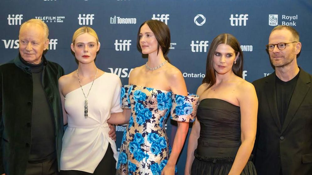 Cinema. «Sentimental Value» trionfa agli European Film Awards: cinque premi e corsa all'Oscar