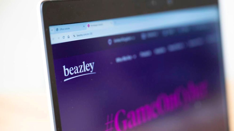 Beazley è una società di servizi finanziari specializzata nell'assicurazione del business.