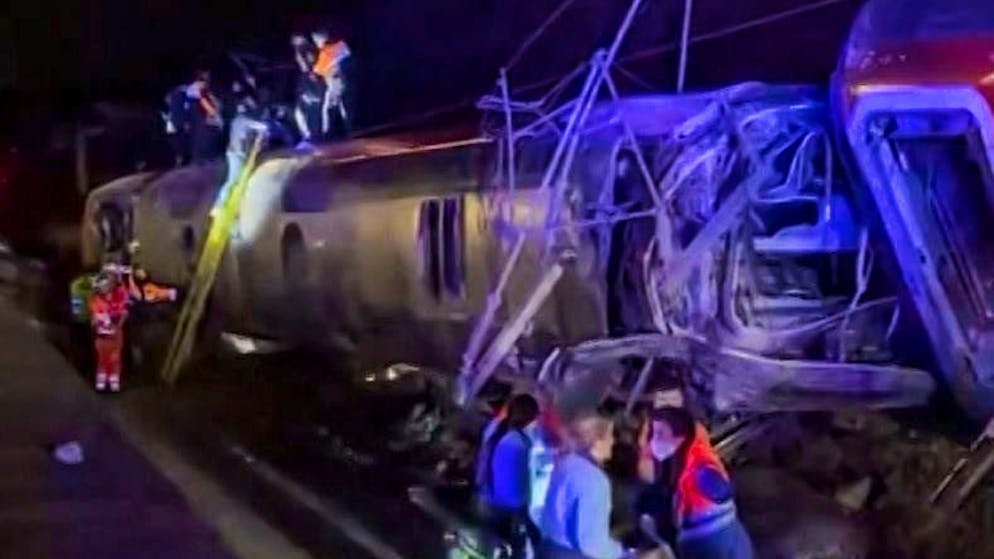Tragedy poses a mystery. At least 24 people killed in train crash in Spain