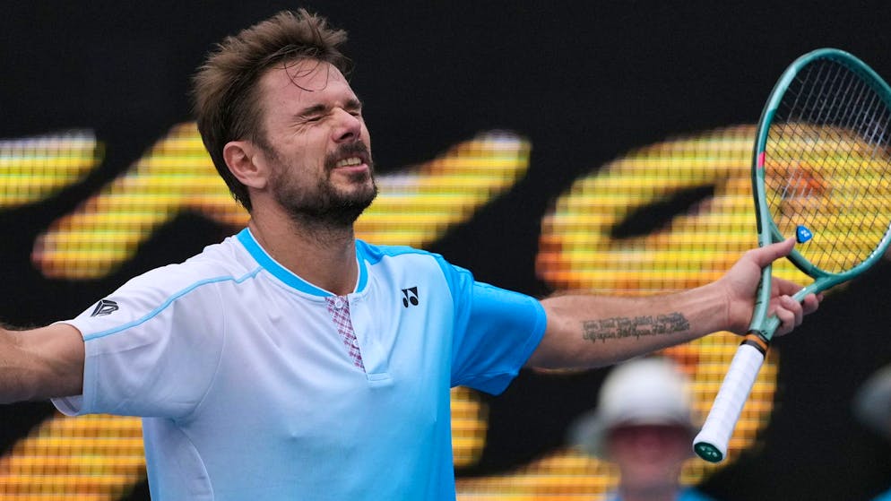 Australian Open in the ticker. Wawrinka fights back tears after opening win: 