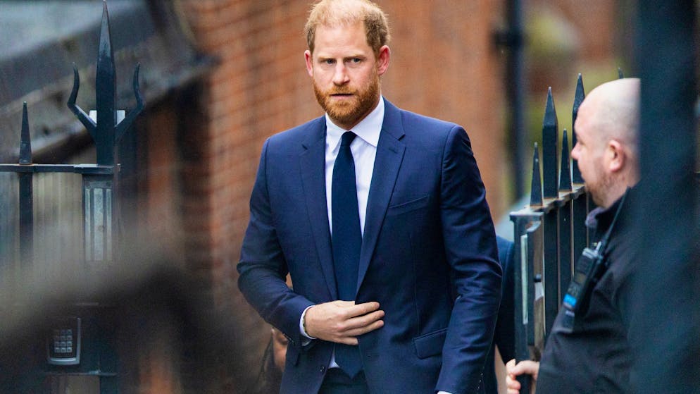 Nouveau procès contre un tabloïd. Le prince Harry est à Londres