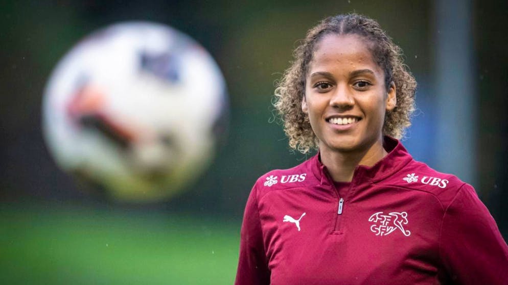 National team player on the island. Aurélie Csillag moves to Liverpool FC