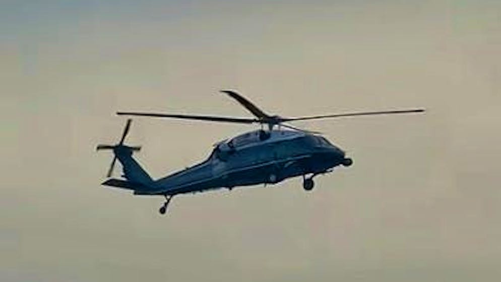 In vista dell'arrivo di Trump. Una squadriglia di elicotteri svizzeri si è addestrata a Zurigo con il Marine One