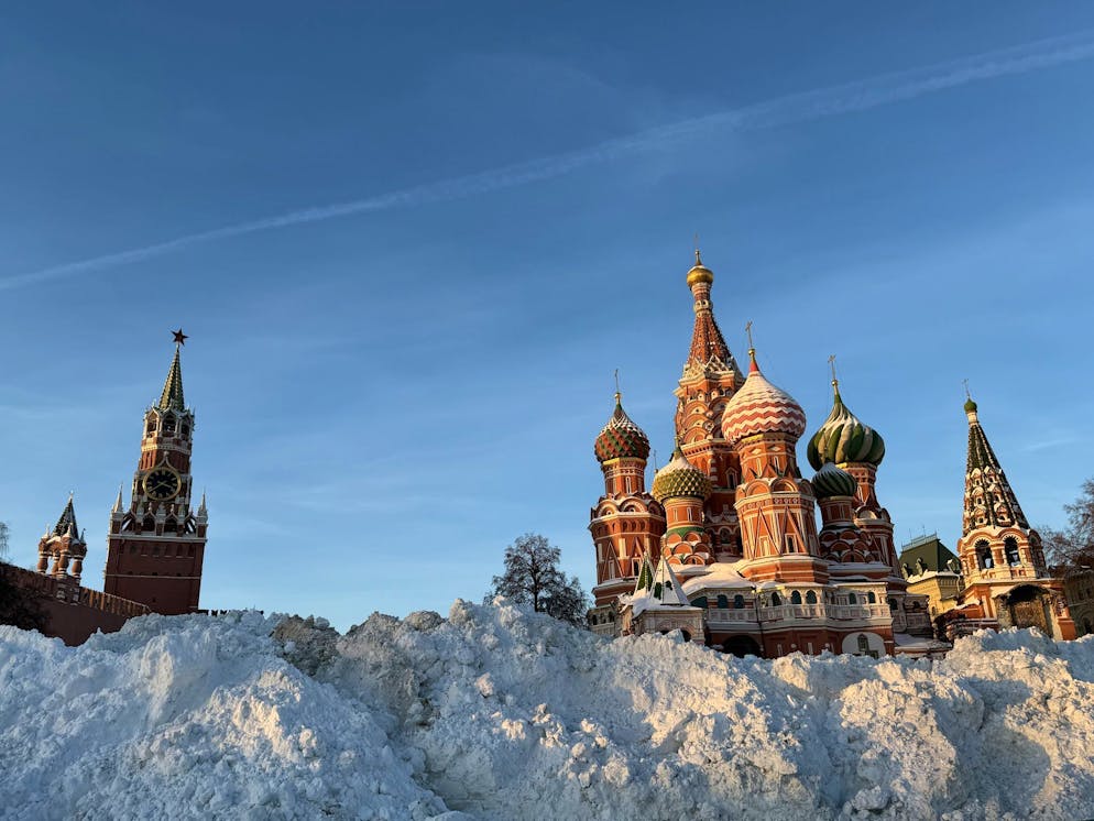«Schnee-Apokalypse» in Russland – Tote auf Kamtschatka - Gallery. Auch in der russischen Hauptstadt türmen sich stellenweise nach Rekord-Niederschlägen in diesem Winter die Schneemengen. 