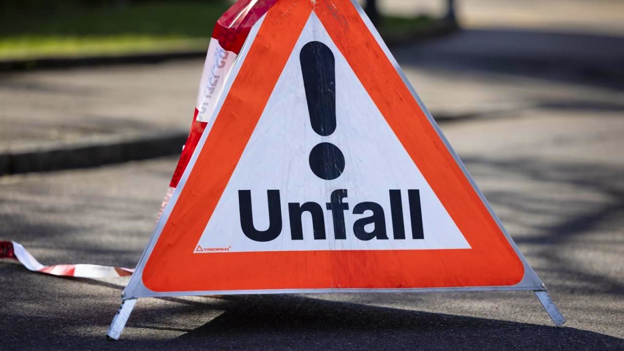 Traffic accident. Gotthard tunnel closed in both directions due to accident