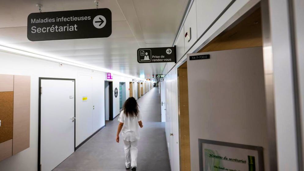 Deux personnes sont toujours prises en charge aux HUG, à Genève (photo d'illustration).