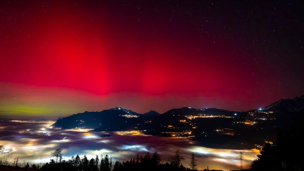 Aurores boréales en Suisse. La Terre frappée par une tempête solaire majeure !