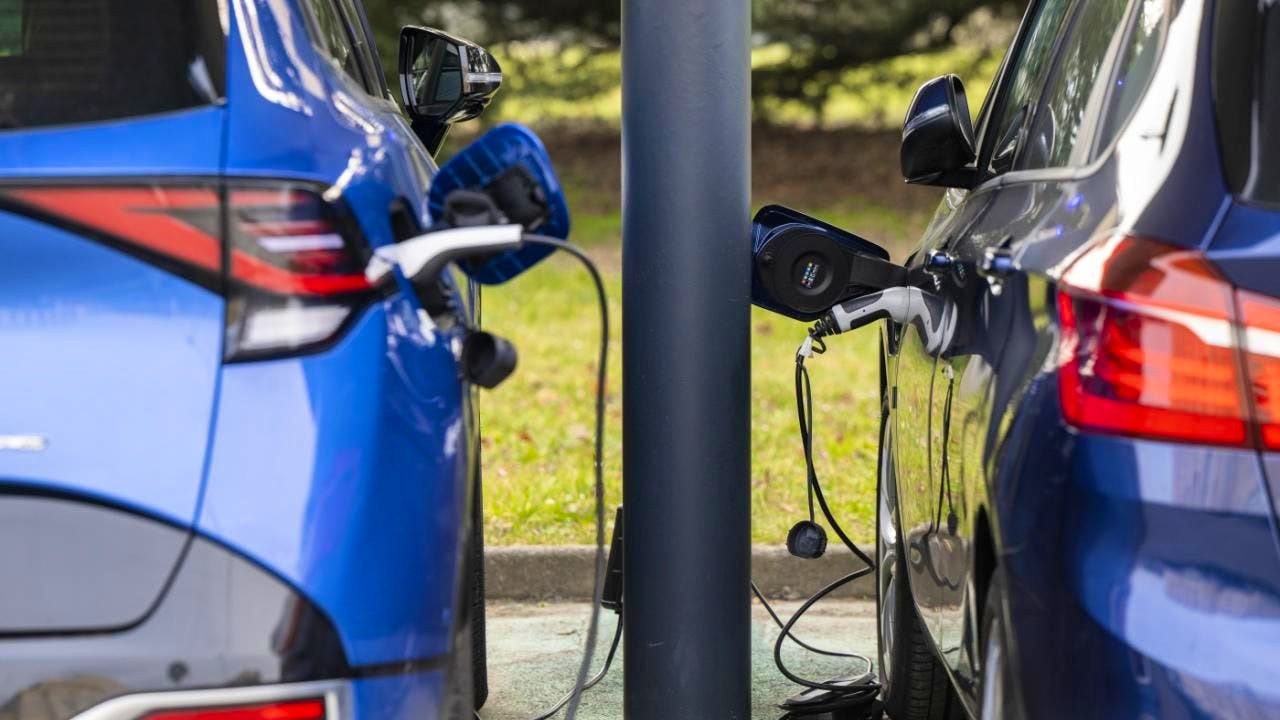 Car industry. Auto-Schweiz expects 50 percent share of e-cars in 2030