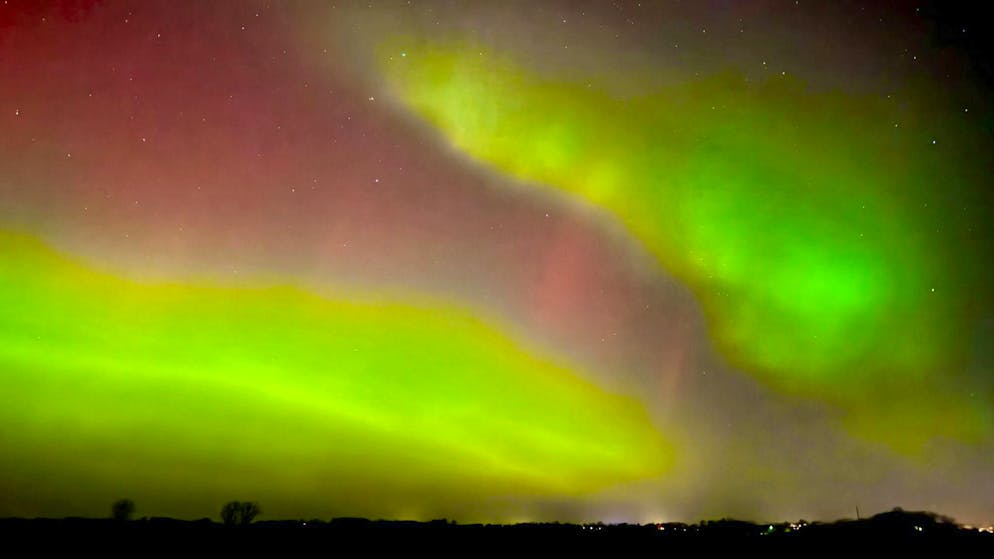 Glowing sky - auroras can be seen over Germany - Gallery. Auroras were also visible over Saxony-Anhalt in Germany.