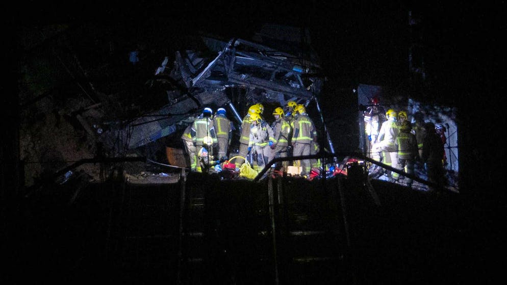 Un train est entré en collision avec un mur de soutènement effondré, à hauteur de la commune de Gelida, en Catalogne.